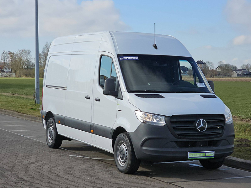 Mercedes-Benz eSprinter L2H2 41kWh DEMO! - Суцільнометалевий фургон, Електричний фургон: фото 5 Mercedes-Benz eSprinter L2H2 41kWh DEMO! - Суцільнометалевий фургон, Електричний фургон: фото 5