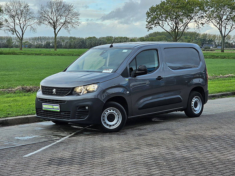 Peugeot Partner  1.5 BHDI 102 - Фургон з закритим кузовом: фото 2 Peugeot Partner  1.5 BHDI 102 - Фургон з закритим кузовом: фото 2