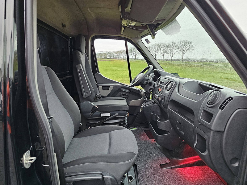 Interior photo 1: Фургон з закритим кузовом Renault Master 2.3 Bakwagen Deuren!