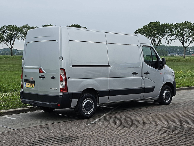 Renault Master 2.3 DCI 150 AUT. L2H2 - Суцільнометалевий фургон: фото 3 Renault Master 2.3 DCI 150 AUT. L2H2 - Суцільнометалевий фургон: фото 3