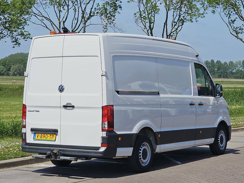 Volkswagen Crafter 2.0 TDI 140 L2H2 AUT. - Суцільнометалевий фургон: фото 3 Volkswagen Crafter 2.0 TDI 140 L2H2 AUT. - Суцільнометалевий фургон: фото 3