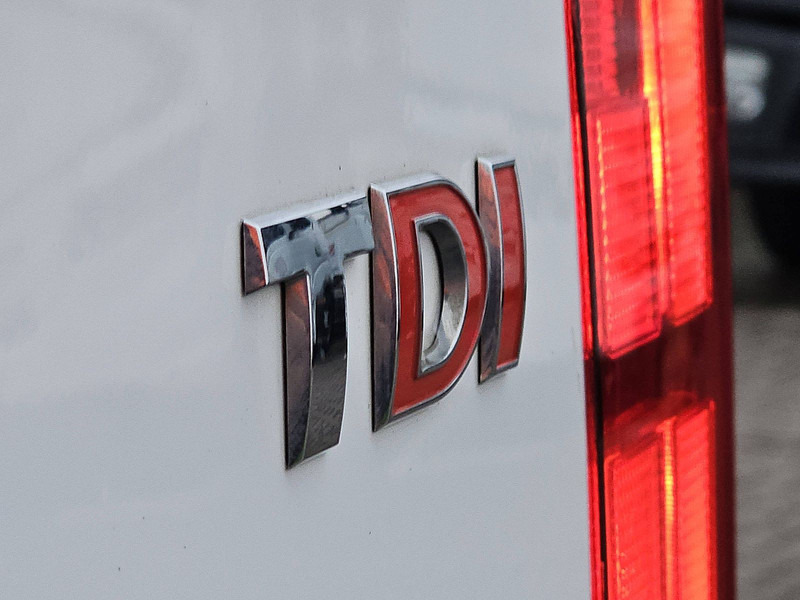 Суцільнометалевий фургон Volkswagen Crafter 2.0 TDI 177 AUT. L3H3: фото 17