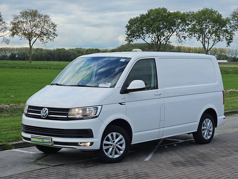 Volkswagen Transporter 2.0 TDI L1H1 Airco Euro6 NAP - Легковий фургон: фото 2 Volkswagen Transporter 2.0 TDI L1H1 Airco Euro6 NAP - Легковий фургон: фото 2