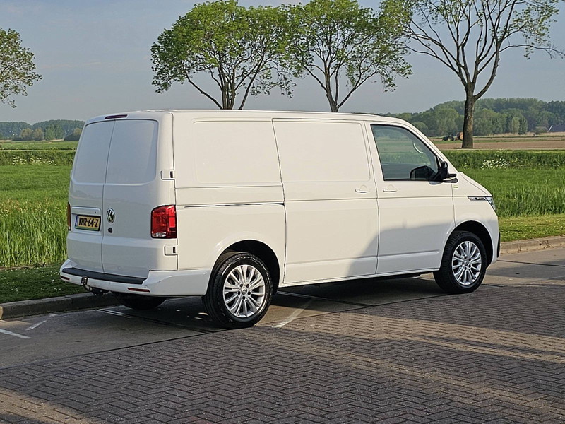 Volkswagen Transporter 2.0 TDI L1H1 BULLI LED NAP! - Легковий фургон: фото 3 Volkswagen Transporter 2.0 TDI L1H1 BULLI LED NAP! - Легковий фургон: фото 3