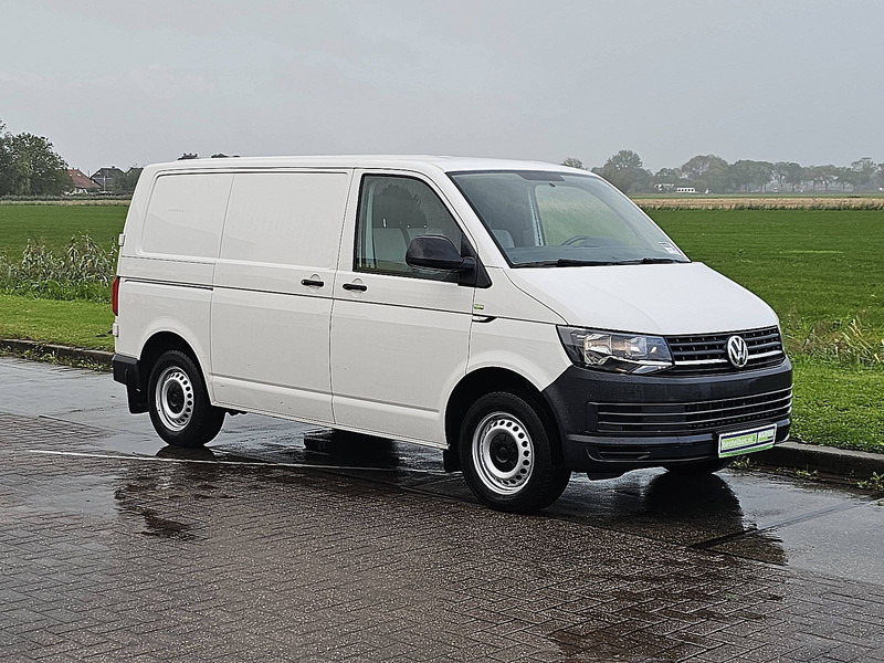 Volkswagen Transporter 2.0 TDI - Легковий фургон: фото 5 Volkswagen Transporter 2.0 TDI - Легковий фургон: фото 5