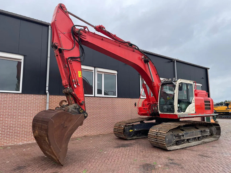 Hitachi ZX300LC-6 - Гусеничний екскаватор: фото 1 Hitachi ZX300LC-6 - Гусеничний екскаватор: фото 1