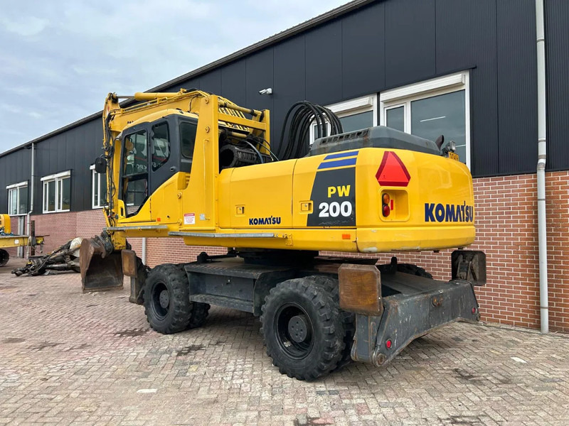 Komatsu PW200 - Колісний екскаватор: фото 2 Komatsu PW200 - Колісний екскаватор: фото 2