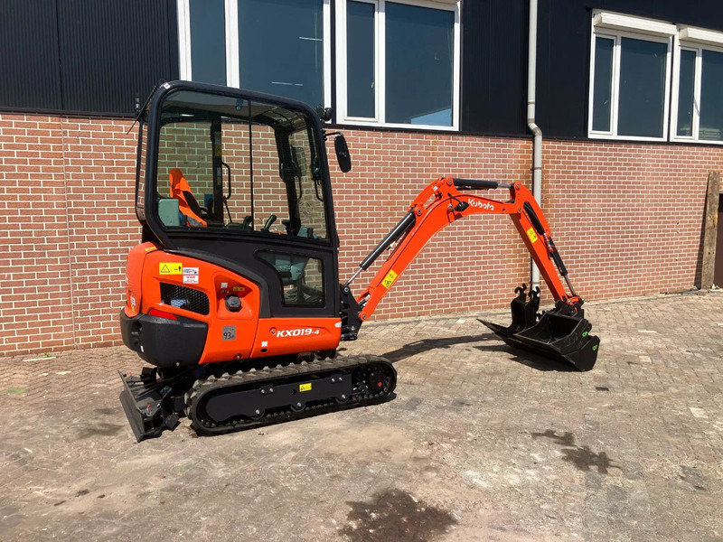 Kubota KX019 4 - Гусеничний екскаватор: фото 2 Kubota KX019 4 - Гусеничний екскаватор: фото 2