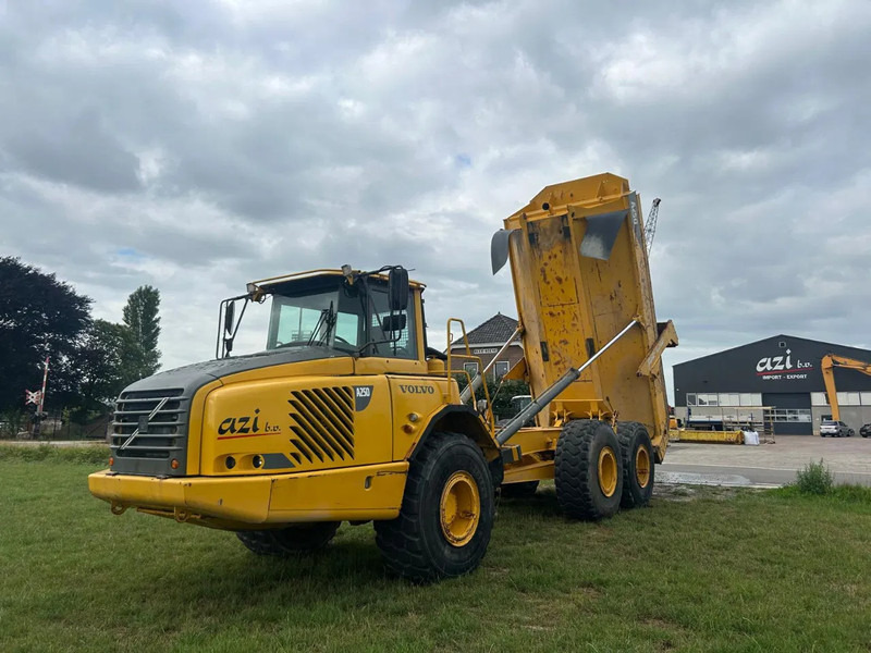 Volvo A25D - Шарнірний самоскид: фото 2 Volvo A25D - Шарнірний самоскид: фото 2