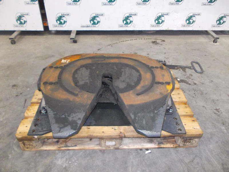 DAF 16304249 JOST MEGA SCHOTEL DAF XF 440 16304249 JOST MEGA SCHOTEL DAF XF 440 EURO 6 MODEL 2016 - Сідло в категорії Вантажівки: фото 5 DAF 16304249 JOST MEGA SCHOTEL DAF XF 440 16304249 JOST MEGA SCHOTEL DAF XF 440 EURO 6 MODEL 2016 - Сідло в категорії Вантажівки: фото 5