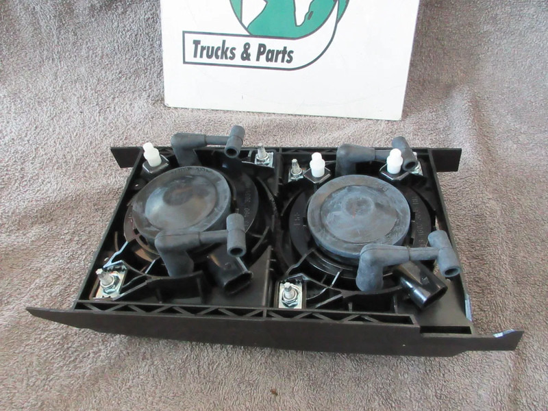 DAF 1725272 // 1725270 // 1725271 // 1725273 MISTLAMP NIEUWE LINKS & RECHTS DAF XF CF LF EURO 5 - Протитуманна фара в категорії Вантажівки: фото 5 DAF 1725272 // 1725270 // 1725271 // 1725273 MISTLAMP NIEUWE LINKS & RECHTS DAF XF CF LF EURO 5 - Протитуманна фара в категорії Вантажівки: фото 5