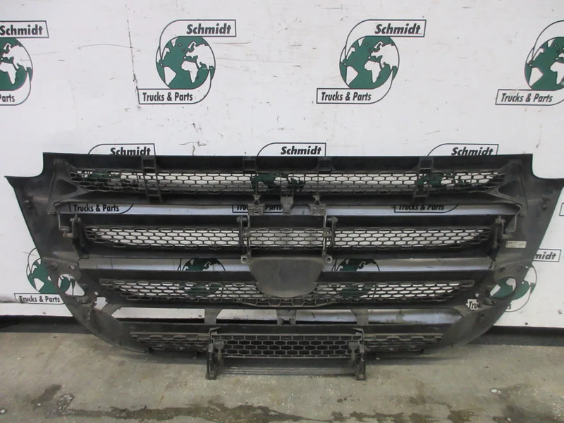 DAF 1886592 / 2046503 ONDERGRILL DAF CF SERIE MODEL 2020 - Решітка радіатора в категорії Вантажівки: фото 4 DAF 1886592 / 2046503 ONDERGRILL DAF CF SERIE MODEL 2020 - Решітка радіатора в категорії Вантажівки: фото 4