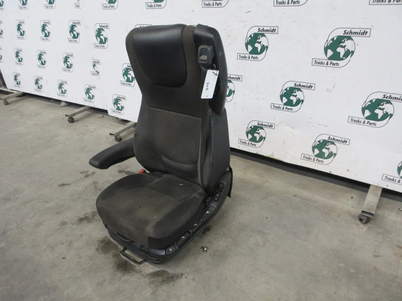 DAF 1979018 DAF XF CF STOEL MODEL 2016 - Сидіння в категорії Вантажівки: фото 4 DAF 1979018 DAF XF CF STOEL MODEL 2016 - Сидіння в категорії Вантажівки: фото 4