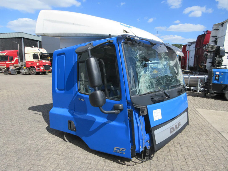 DAF DAF CF 370 CABINE VOOR DE ONDERDELEN DONOR !! SLOOP - Кабіна й інтер'єр в категорії Вантажівки: фото 2 DAF DAF CF 370 CABINE VOOR DE ONDERDELEN DONOR !! SLOOP - Кабіна й інтер'єр в категорії Вантажівки: фото 2