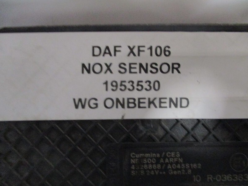 DAF XF 106 1953530 NOX SENSOR - Електрична система в категорії Вантажівки: фото 2 DAF XF 106 1953530 NOX SENSOR - Електрична система в категорії Вантажівки: фото 2