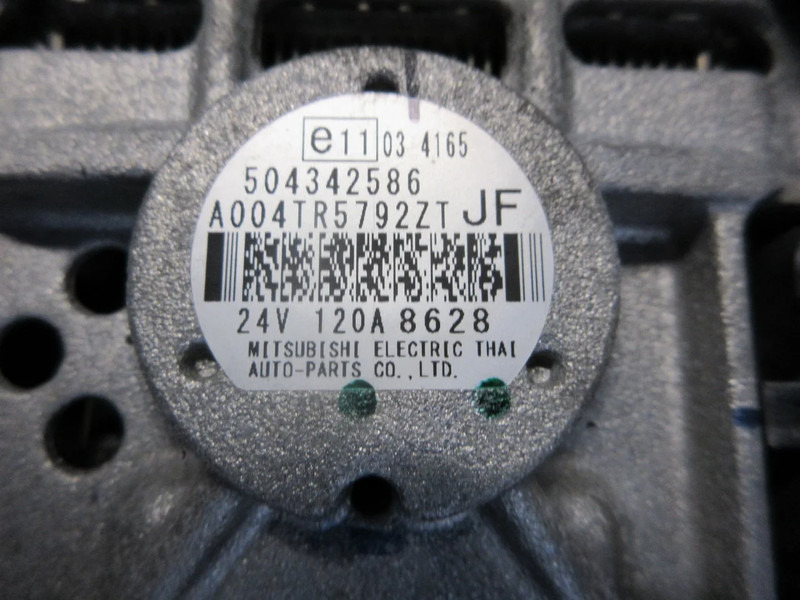 Iveco 504342586 DYNAMO IVECO // BMC EURO 6 MODEL 2023 - Генератор в категорії Вантажівки: фото 5 Iveco 504342586 DYNAMO IVECO // BMC EURO 6 MODEL 2023 - Генератор в категорії Вантажівки: фото 5