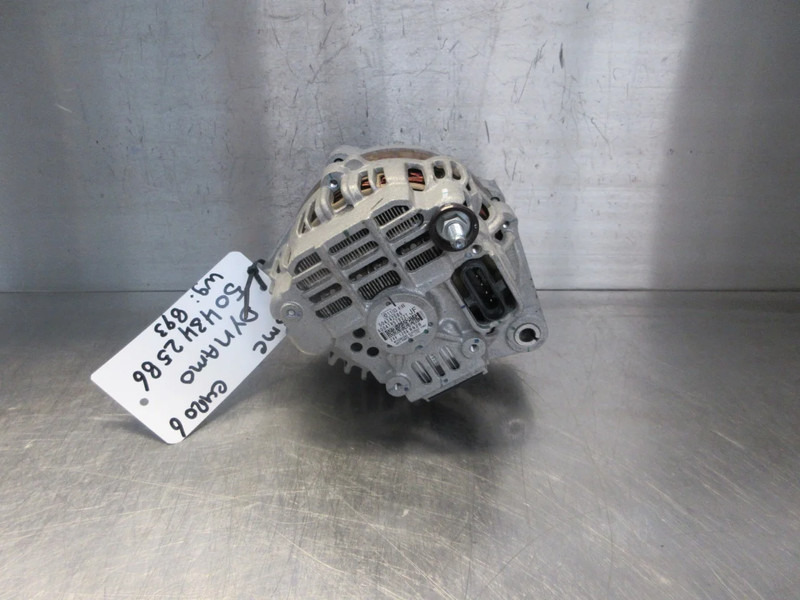 Iveco 504342586 DYNAMO IVECO // BMC EURO 6 MODEL 2023 - Генератор в категорії Вантажівки: фото 2 Iveco 504342586 DYNAMO IVECO // BMC EURO 6 MODEL 2023 - Генератор в категорії Вантажівки: фото 2