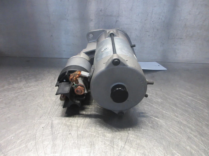 Iveco 5801577136 STARTMOTOR IVECO HI WAY NIEUWE 5 X OP VOORRAAD - Стартер в категорії Вантажівки: фото 4 Iveco 5801577136 STARTMOTOR IVECO HI WAY NIEUWE 5 X OP VOORRAAD - Стартер в категорії Вантажівки: фото 4