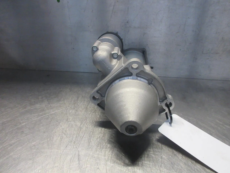 Iveco 5801577136 STARTMOTOR IVECO HI WAY NIEUWE 5 X OP VOORRAAD - Стартер в категорії Вантажівки: фото 2 Iveco 5801577136 STARTMOTOR IVECO HI WAY NIEUWE 5 X OP VOORRAAD - Стартер в категорії Вантажівки: фото 2