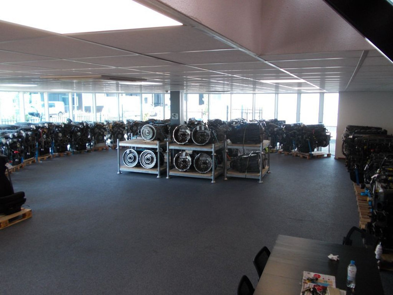 Коробка передач в категорії Вантажівки MAN 81.32004-6517/81.32000-6997 TRANSMISSIE TIPMATIC 14-2700 EURO 6 2022: фото 12