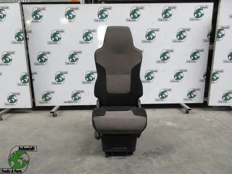 MAN 81.62307-6558 // 81.62307- 6562 STOEL RECHTS MAN TGS MODEL 2020 - Сидіння в категорії Вантажівки: фото 1 MAN 81.62307-6558 // 81.62307- 6562 STOEL RECHTS MAN TGS MODEL 2020 - Сидіння в категорії Вантажівки: фото 1