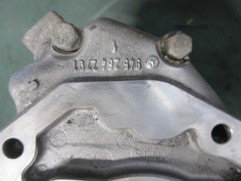 Mercedes-Benz A 001 260 04 05 P.T.O TRANSMISSIE MERCEDES 1845 MP4 MODEL 2018 - Зчеплення та запчастини в категорії Вантажівки: фото 5 Mercedes-Benz A 001 260 04 05 P.T.O TRANSMISSIE MERCEDES 1845 MP4 MODEL 2018 - Зчеплення та запчастини в категорії Вантажівки: фото 5