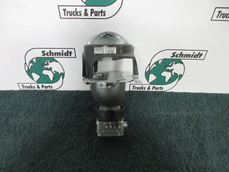 Renault 89502506 VALEO XENOS LAMP RENAULT T 520 EURO 6 - Електрична система в категорії Вантажівки: фото 2 Renault 89502506 VALEO XENOS LAMP RENAULT T 520 EURO 6 - Електрична система в категорії Вантажівки: фото 2