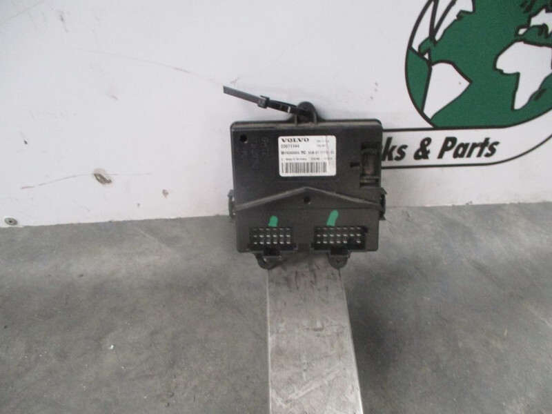 Volvo 22071144 BESTUURINGMODULE FH 13 EURO 6 - Електрична система в категорії Вантажівки: фото 3 Volvo 22071144 BESTUURINGMODULE FH 13 EURO 6 - Електрична система в категорії Вантажівки: фото 3