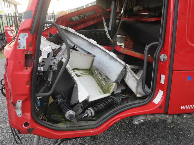 Volvo VOLVO FM 420 EURO 6 CABINE VOOR PART DONOR - Кабіна й інтер'єр в категорії Вантажівки: фото 4 Volvo VOLVO FM 420 EURO 6 CABINE VOOR PART DONOR - Кабіна й інтер'єр в категорії Вантажівки: фото 4