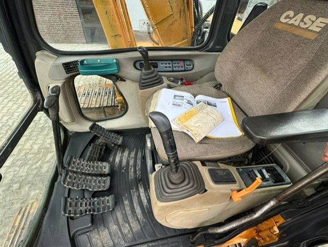 Гусеничний екскаватор Case CX130: фото 12