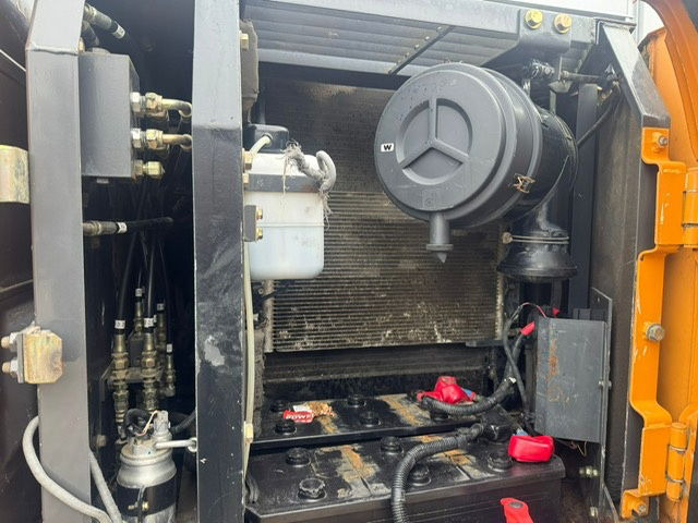 Гусеничний екскаватор Case CX130: фото 16