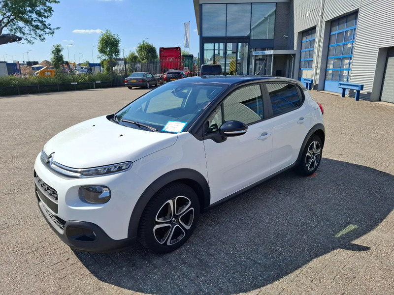 Citroën C3 C3 / NAVI / AIRCO / TEMPOMAAT / LINE ASSIST/ PARKSENSORS / DAB RADIO / 146790 KM / EX BPM / MANUAL / 2020 - Хетчбек: фото 1 Citroën C3 C3 / NAVI / AIRCO / TEMPOMAAT / LINE ASSIST/ PARKSENSORS / DAB RADIO / 146790 KM / EX BPM / MANUAL / 2020 - Хетчбек: фото 1