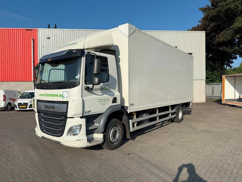 DAF CF 230 / ENGINE RUNNING / ONLY:286284 KM / ACC / LWDS / PLATFORM 2000 KG / 3SEATS / AUTOMATIC / EURO-6 / 2018 - Вантажівка з закритим кузовом: фото 1 DAF CF 230 / ENGINE RUNNING / ONLY:286284 KM / ACC / LWDS / PLATFORM 2000 KG / 3SEATS / AUTOMATIC / EURO-6 / 2018 - Вантажівка з закритим кузовом: фото 1