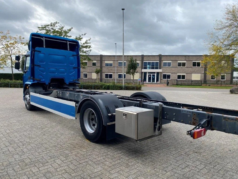 DAF LF290 / ONLY:429873KM / LWDS / GOOD TYRES / AUTOMATIC / EURO-6 / 2018 - Вантажівка шасі: фото 3 DAF LF290 / ONLY:429873KM / LWDS / GOOD TYRES / AUTOMATIC / EURO-6 / 2018 - Вантажівка шасі: фото 3