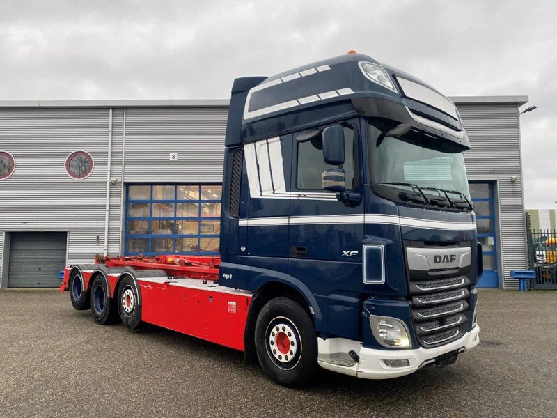 DAF XF106-530 8X2 / AJK HOOKLIFT 25000KG / 9 TON FRONT AXLE / NAVI / ONLY:612482 KM / SSC / AUTOMATIC / EURO-6 / 2019 - Гаковий мультиліфт вантажівка: фото 2 DAF XF106-530 8X2 / AJK HOOKLIFT 25000KG / 9 TON FRONT AXLE / NAVI / ONLY:612482 KM / SSC / AUTOMATIC / EURO-6 / 2019 - Гаковий мультиліфт вантажівка: фото 2
