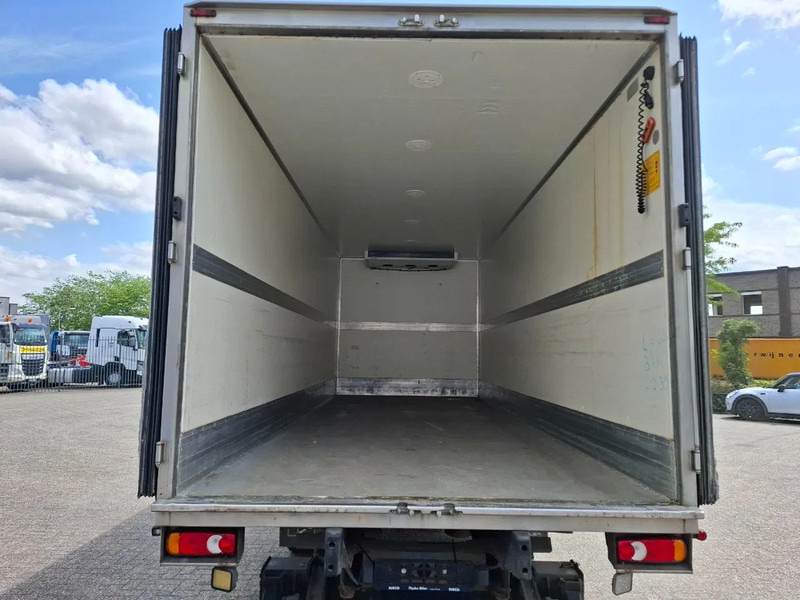 Iveco EuroCargo 120 / COOL TRUCK / CARRIER XARIOS 600 / PLATFORM 2000KG / ONLY:340634 KM / AIRCO / MANUAL / EURO-6 / 2014 - Ізотермічна вантажівка: фото 5 Iveco EuroCargo 120 / COOL TRUCK / CARRIER XARIOS 600 / PLATFORM 2000KG / ONLY:340634 KM / AIRCO / MANUAL / EURO-6 / 2014 - Ізотермічна вантажівка: фото 5