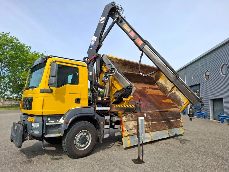 MAN TGM 18.250 / 4X4 / NL TRUCK / TUV:30-04-2026 / 118783 KM / HMF 1110 K2 / ROTATOR / GOOD TYRES / FULL-STEEL / DRUM BRAKES / MANUA - Самоскид вантажівка, Вантажівка з маніпулятором: фото 2 MAN TGM 18.250 / 4X4 / NL TRUCK / TUV:30-04-2026 / 118783 KM / HMF 1110 K2 / ROTATOR / GOOD TYRES / FULL-STEEL / DRUM BRAKES / MANUA - Самоскид вантажівка, Вантажівка з маніпулятором: фото 2
