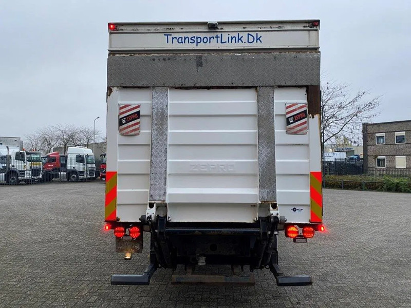 MAN TGS18.360 / HEATED BOX / FULL-AIR / PLATFORM / ONLY:392217 KM / MANUAL / EURO-4 / 2008 - Вантажівка з закритим кузовом: фото 5 MAN TGS18.360 / HEATED BOX / FULL-AIR / PLATFORM / ONLY:392217 KM / MANUAL / EURO-4 / 2008 - Вантажівка з закритим кузовом: фото 5