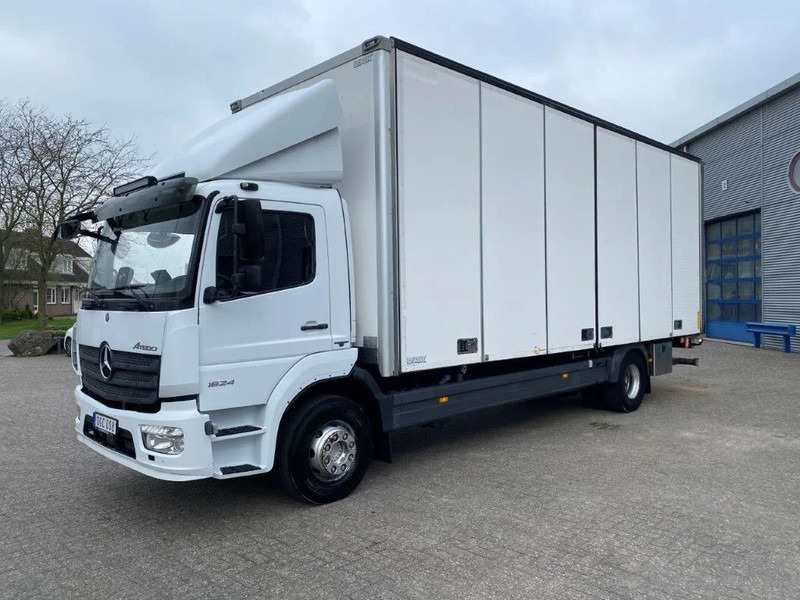 Mercedes-Benz ATEGO 1624 / AUTOMATIC / CLOSED BOX / SIDE DOORS / AIRCO / LWDS / FCW / EURO-6 / 2016 - Вантажівка з закритим кузовом: фото 1 Mercedes-Benz ATEGO 1624 / AUTOMATIC / CLOSED BOX / SIDE DOORS / AIRCO / LWDS / FCW / EURO-6 / 2016 - Вантажівка з закритим кузовом: фото 1