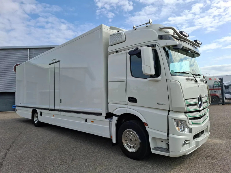 Mercedes-Benz Actros 1843 / GERMAN FLOWER TRUCK / 162021 KM / ISOLATED BOX / COOL & HEATED / NAVI / PLATFORM 1500 KG / TOP CONDITION / FULL-AI - Торговий вантажівка: фото 2 Mercedes-Benz Actros 1843 / GERMAN FLOWER TRUCK / 162021 KM / ISOLATED BOX / COOL & HEATED / NAVI / PLATFORM 1500 KG / TOP CONDITION / FULL-AI - Торговий вантажівка: фото 2