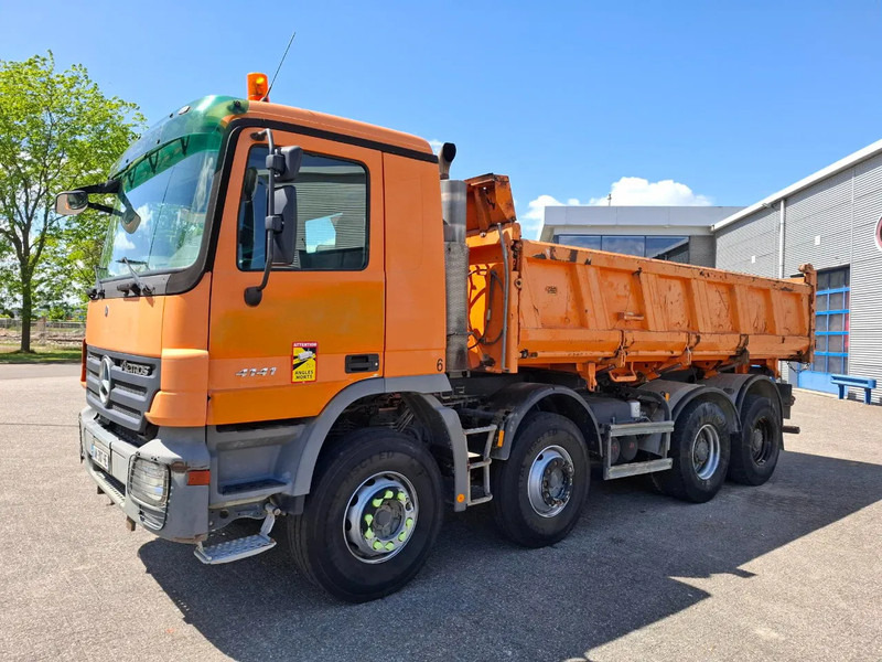 Mercedes-Benz Actros 4141 / 3SIDE MEILLER TIPPER / FULL-STEEL / DRUM BRAKES / ONLY:535937 KM / 2XSTEERING AXLE / AIRCO / AUTOMATIC / EURO-3 / - Самоскид вантажівка: фото 3 Mercedes-Benz Actros 4141 / 3SIDE MEILLER TIPPER / FULL-STEEL / DRUM BRAKES / ONLY:535937 KM / 2XSTEERING AXLE / AIRCO / AUTOMATIC / EURO-3 / - Самоскид вантажівка: фото 3