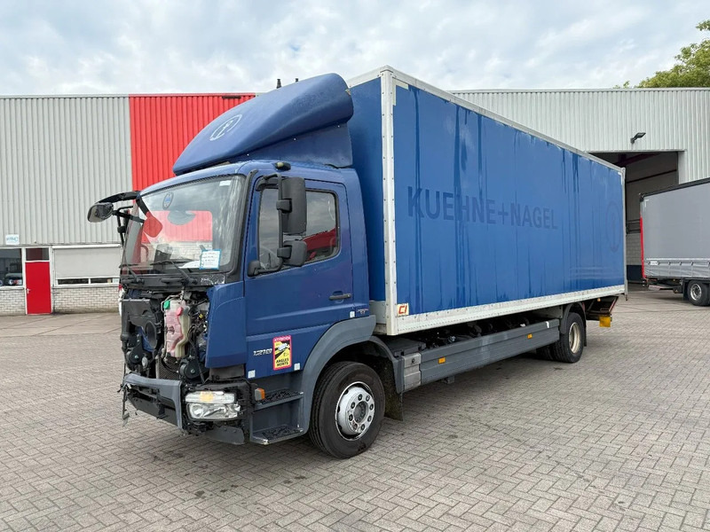 Mercedes-Benz Atego 1218 / ENGINE RUNNING / ONLY:204997 KM / CLOSED BOX / PLATFORM 1500KG / LWDS / AIRCO / AUTOMATIC / EURO-6 / 2017 - Вантажівка з закритим кузовом: фото 1 Mercedes-Benz Atego 1218 / ENGINE RUNNING / ONLY:204997 KM / CLOSED BOX / PLATFORM 1500KG / LWDS / AIRCO / AUTOMATIC / EURO-6 / 2017 - Вантажівка з закритим кузовом: фото 1