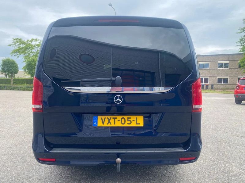 Mercedes-Benz V-Klasse 250 / XXL / AMG / FULL OPTION / LEATHER / PARK+SEATHEAT / BURMESTER / TUV:04-05-2026 / 360 CAMERA / 2023 - Легковий автомобіль: фото 4 Mercedes-Benz V-Klasse 250 / XXL / AMG / FULL OPTION / LEATHER / PARK+SEATHEAT / BURMESTER / TUV:04-05-2026 / 360 CAMERA / 2023 - Легковий автомобіль: фото 4
