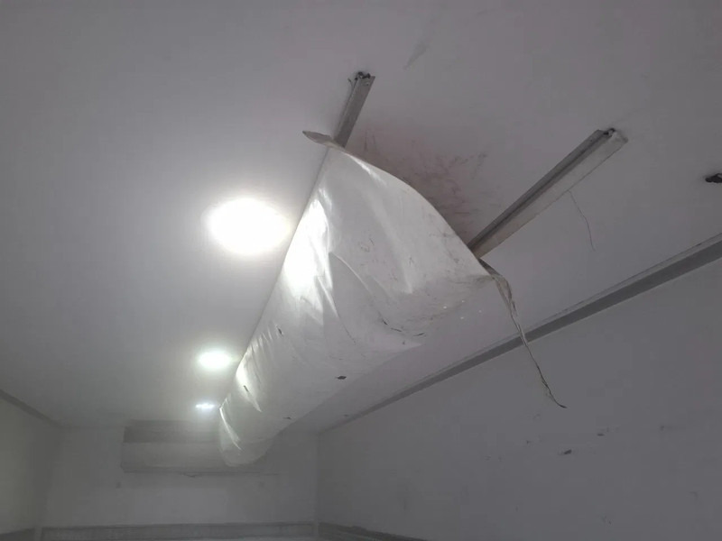 Renault D16.280 WIDE / ONLY:497760 KM / THERMOKING / PLATFORM 2TON / LWDS / BED / DATALOG / FULL-AIR / AUTOMATIC / EURO-6 / 2017 в лізинг Renault D16.280 WIDE / ONLY:497760 KM / THERMOKING / PLATFORM 2TON / LWDS / BED / DATALOG / FULL-AIR / AUTOMATIC / EURO-6 / 2017: фото 19 Renault D16.280 WIDE / ONLY:497760 KM / THERMOKING / PLATFORM 2TON / LWDS / BED / DATALOG / FULL-AIR / AUTOMATIC / EURO-6 / 2017 в лізинг Renault D16.280 WIDE / ONLY:497760 KM / THERMOKING / PLATFORM 2TON / LWDS / BED / DATALOG / FULL-AIR / AUTOMATIC / EURO-6 / 2017: фото 19