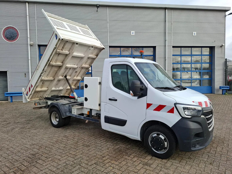 Renault Master / TIPPER / ONLY:59243 KM / NAVI / AIRCO / TEMPOMAAT / MANUAL / EURO-6 / 2021 - Малотоннажний самоскид: фото 3 Renault Master / TIPPER / ONLY:59243 KM / NAVI / AIRCO / TEMPOMAAT / MANUAL / EURO-6 / 2021 - Малотоннажний самоскид: фото 3