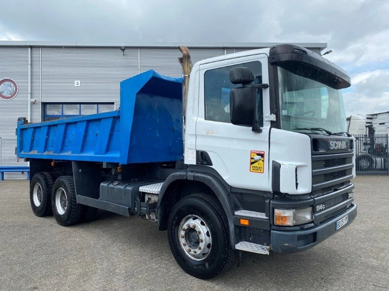 Scania 114-340 / 6X4 / 2 SIDE TIPPER / BIG AXLE / FULL-STEEL / DRUM BRAKES / MANUAL / 1999 - Самоскид вантажівка: фото 4 Scania 114-340 / 6X4 / 2 SIDE TIPPER / BIG AXLE / FULL-STEEL / DRUM BRAKES / MANUAL / 1999 - Самоскид вантажівка: фото 4