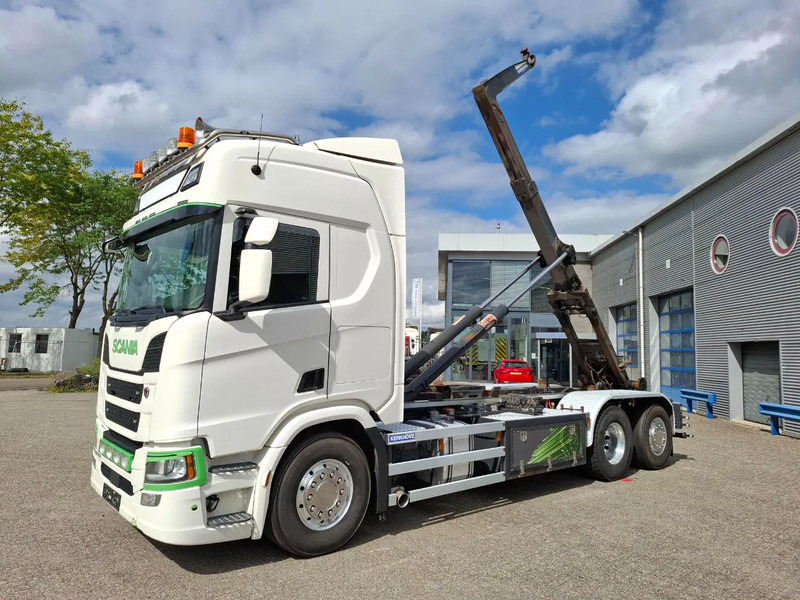 Scania NGS R500 / RETARDER / AJK HOOK 22 TON / LIFT+LENKACHSE / TUV:17-06-2026 / NAVI / LWDS / ALCOA / LEATHER / AUTOMATIC / EURO-6 / 2 - Гаковий мультиліфт вантажівка: фото 1 Scania NGS R500 / RETARDER / AJK HOOK 22 TON / LIFT+LENKACHSE / TUV:17-06-2026 / NAVI / LWDS / ALCOA / LEATHER / AUTOMATIC / EURO-6 / 2 - Гаковий мультиліфт вантажівка: фото 1
