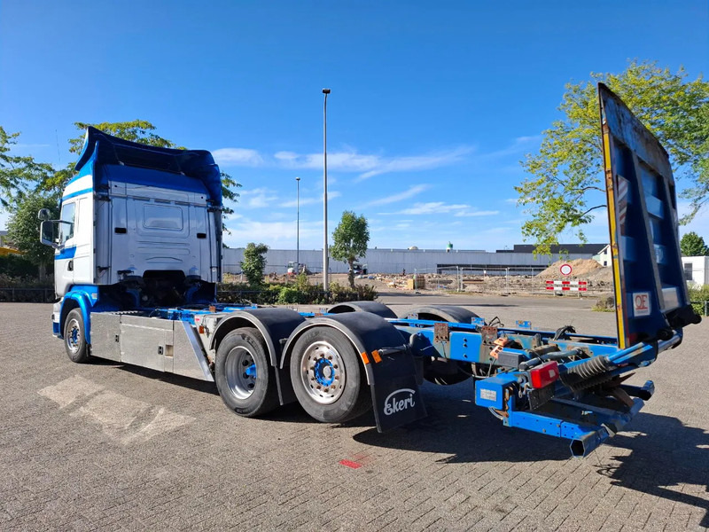Scania R580 V8 / RETARDER / LIFT+LENKACHSE / FULL-AIR / PLATFORM 2000 KG / LEATHER / AIRCO / AUTOMATIC / EURO-6 / 2015 - Вантажівка шасі: фото 3 Scania R580 V8 / RETARDER / LIFT+LENKACHSE / FULL-AIR / PLATFORM 2000 KG / LEATHER / AIRCO / AUTOMATIC / EURO-6 / 2015 - Вантажівка шасі: фото 3