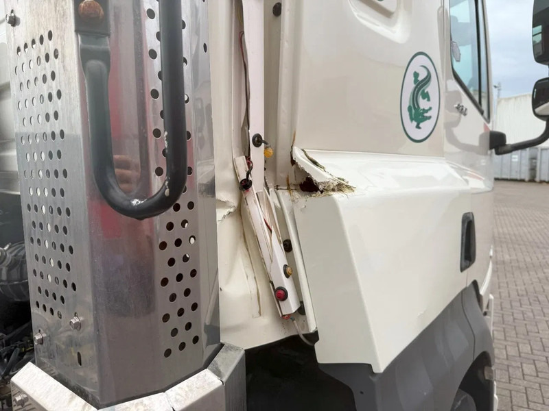 Тягач DAF CF480 / 6X4 / ENGINE RUNNING / INTARDER / HYDRAULICS / ONLY:87912 KM / FULL-AIR / DEB / ALCOA / LWDS / FRIDGE / AUTOMATIC / EURO: фото 10