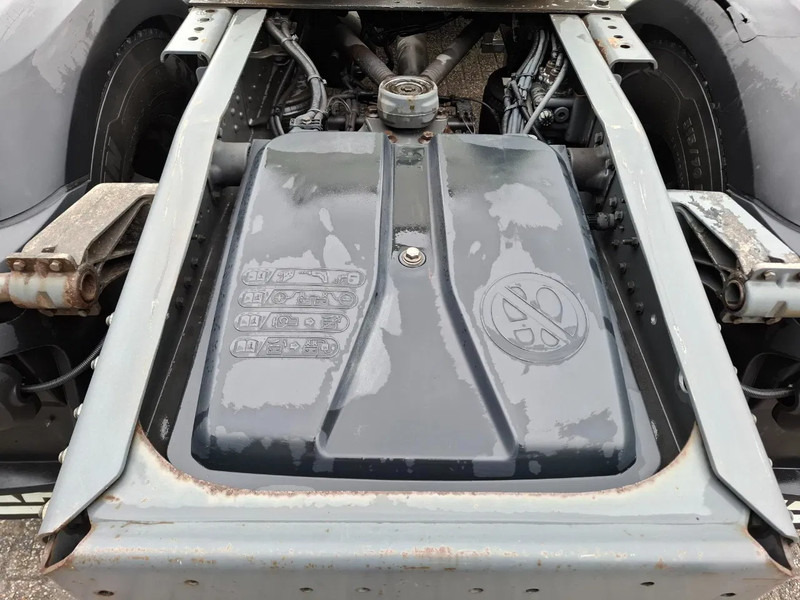 Тягач DAF XF106-460 / DEB / TUV:20-01-2026 / 753438 KM / FRIDGE / ACC / LWDS / GEN2 V2 TACHO / ALCOA / AUTOMATIC / EURO-6 / 2017: фото 9